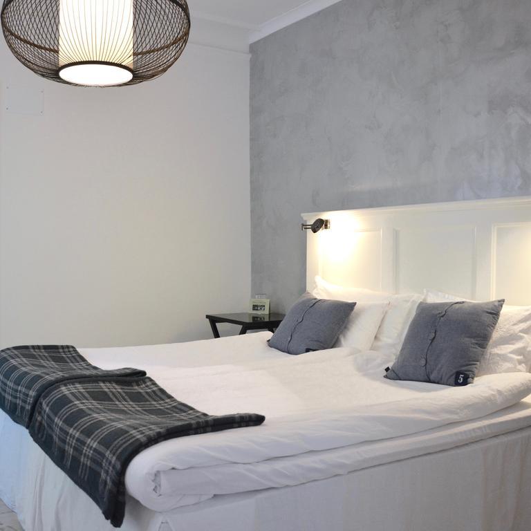 Hallfreda Hotell Endre Εξωτερικό φωτογραφία